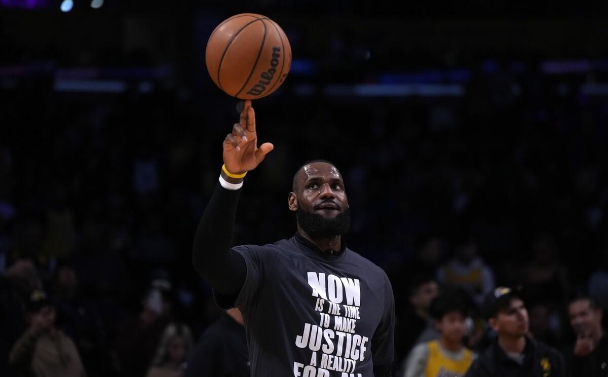 包含欧冠倒计时，山东男篮今夜篮板制胜，细节引发关注，媒体盛赞，医务组通报恢复的词条-开云