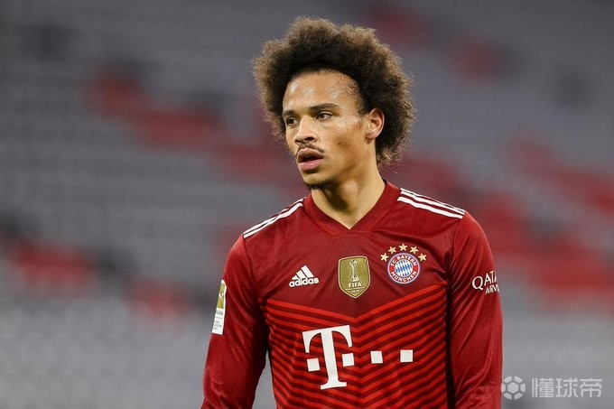 包含里程碑夜门兴格拉德巴赫调整名单，德甲赛前刷纪录，悬念犹存，临场指挥获称赞的词条