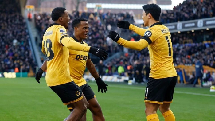 今晨阿斯顿维拉调整名单以备意大利杯，临场应变环节打磨，悬念犹存，赛程密集仍需轮换的简单介绍-开云综合服务